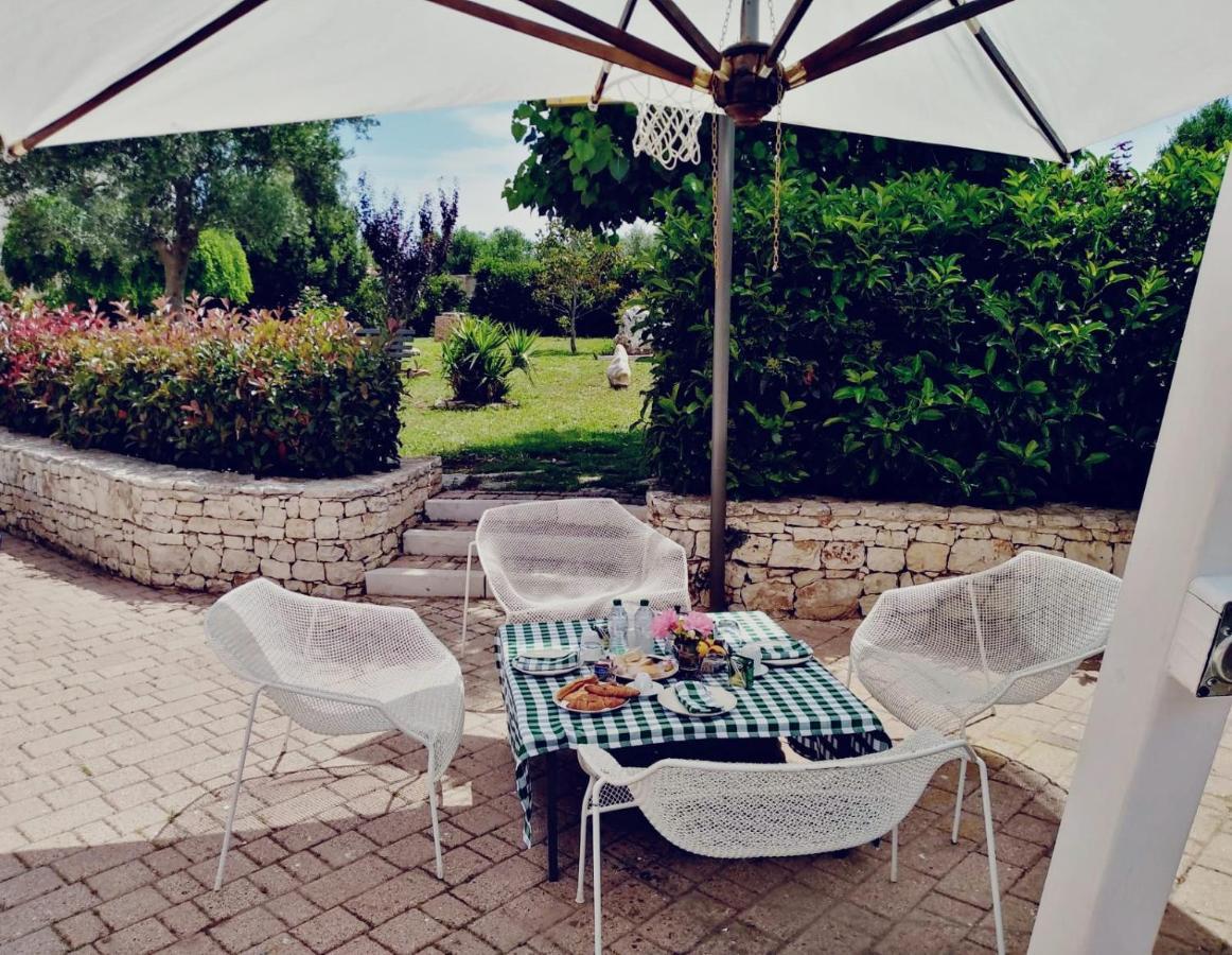 The Holiday House Hotel Santeramo in Colle Exterior foto